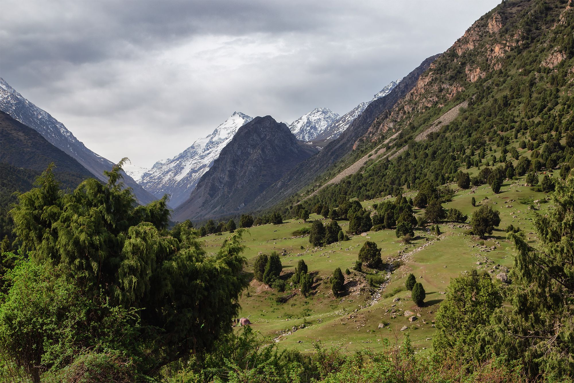 Itinerary: 1-Day Ala-Archa & Alamedin Tour