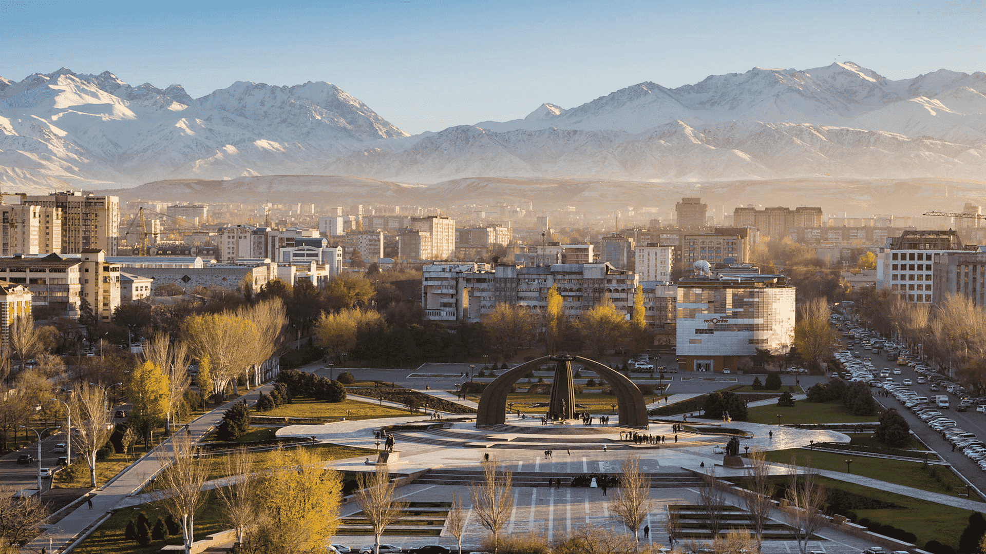 Bishkek: City Highlights Walking Tour
